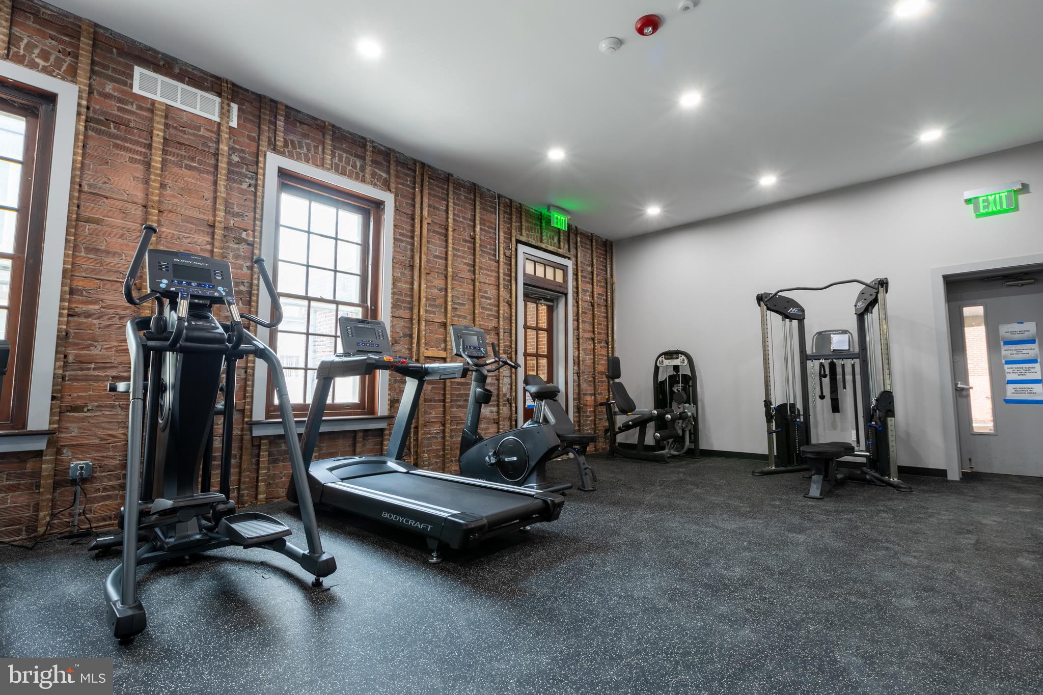 214 SPRING GARDEN ST #3A