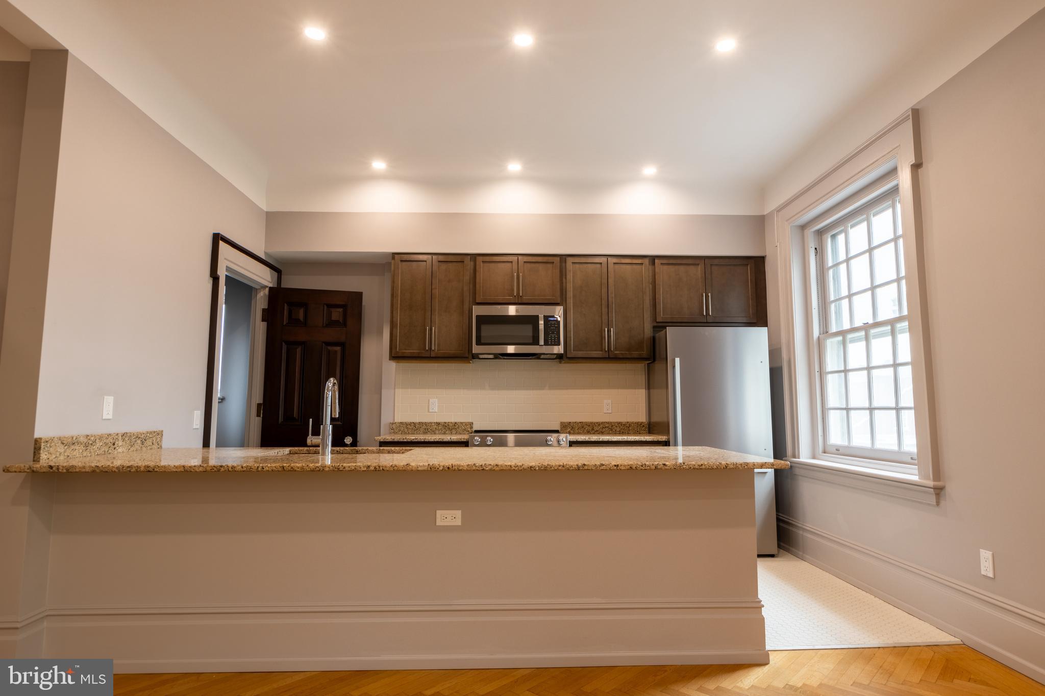 214 SPRING GARDEN ST #3A