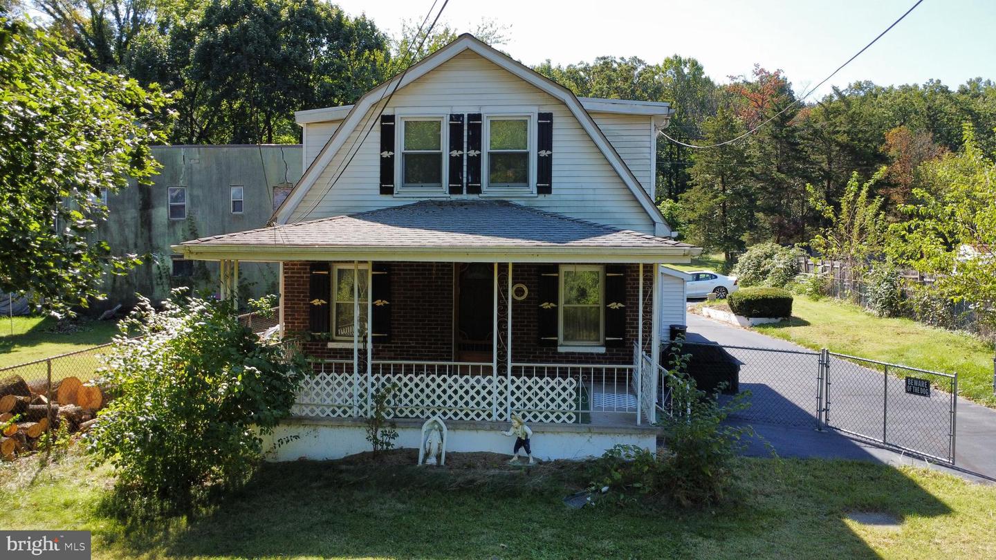 2270 Easton Rd