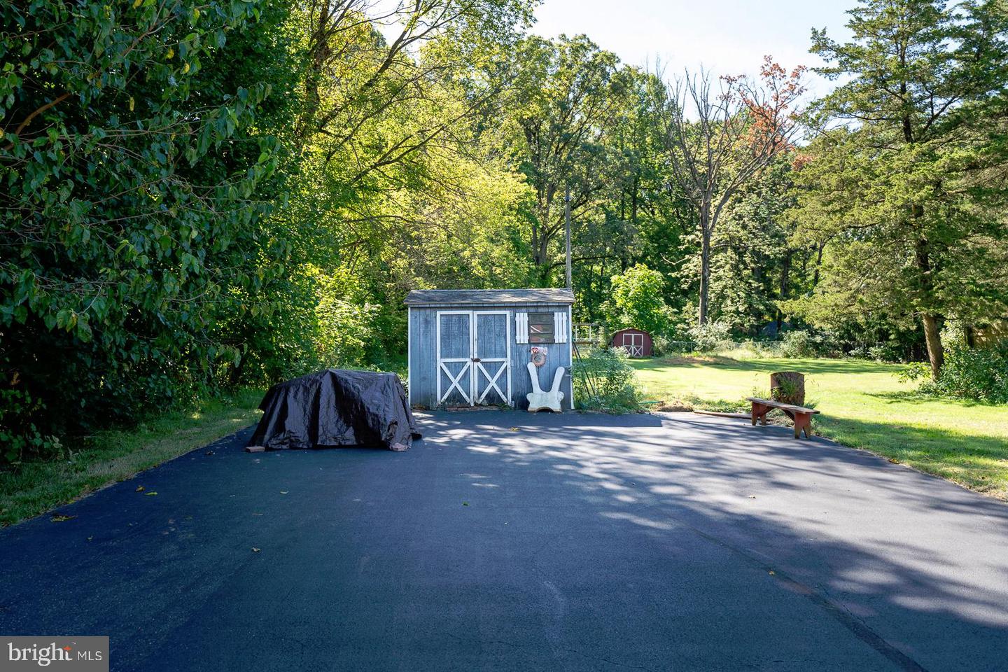 2270 Easton Rd