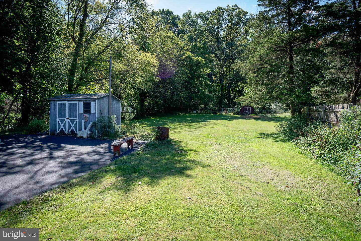 2270 Easton Rd