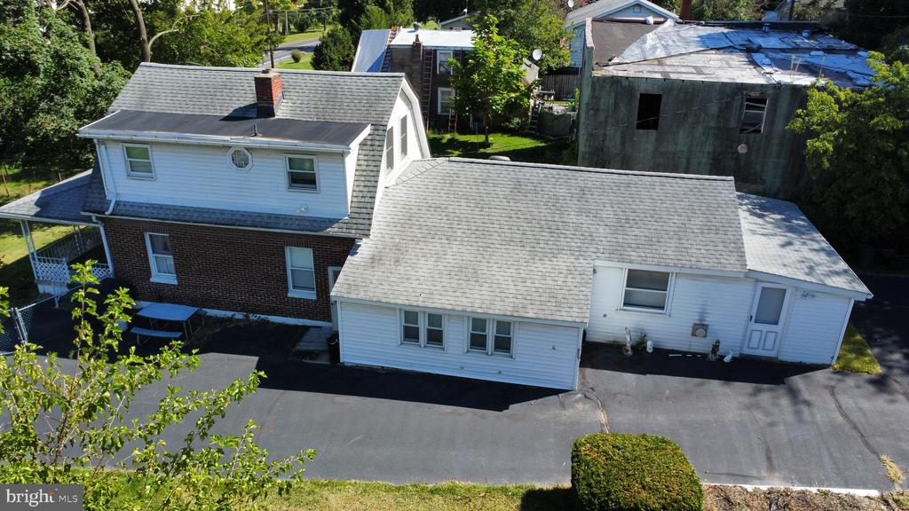 2270 Easton Rd