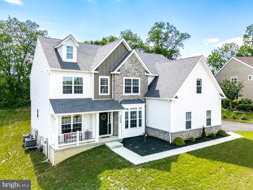 2638 Hollow View Dr