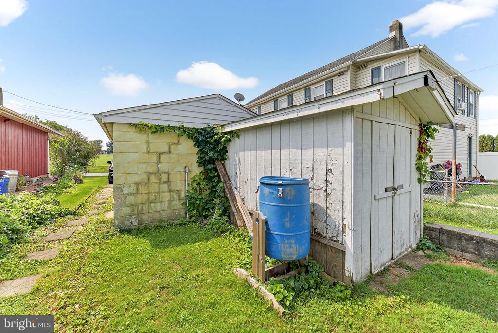522 E 4TH STREET