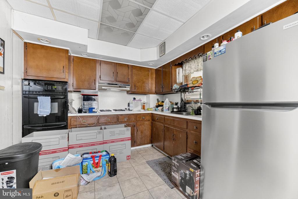 522 E 4TH STREET