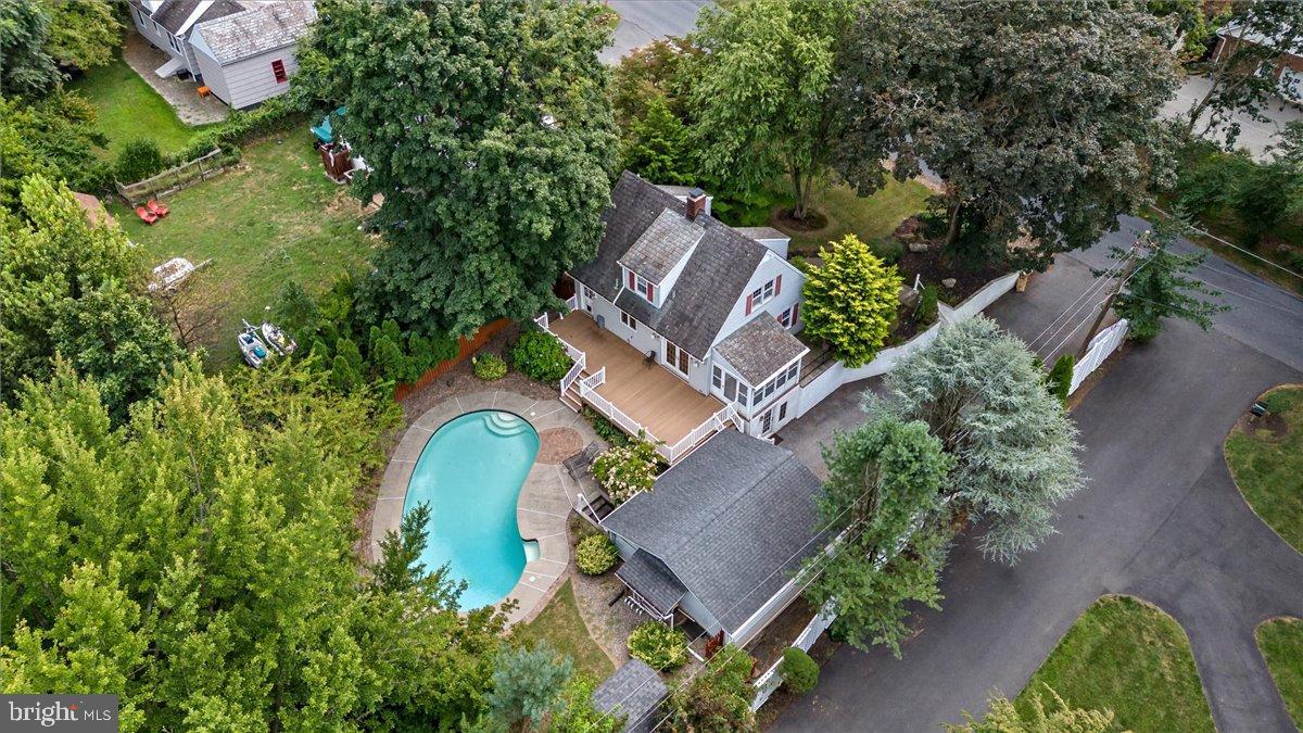 59 W MACADA ROAD