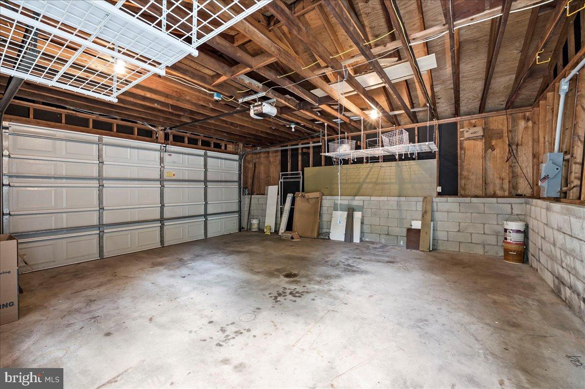 59 W MACADA ROAD