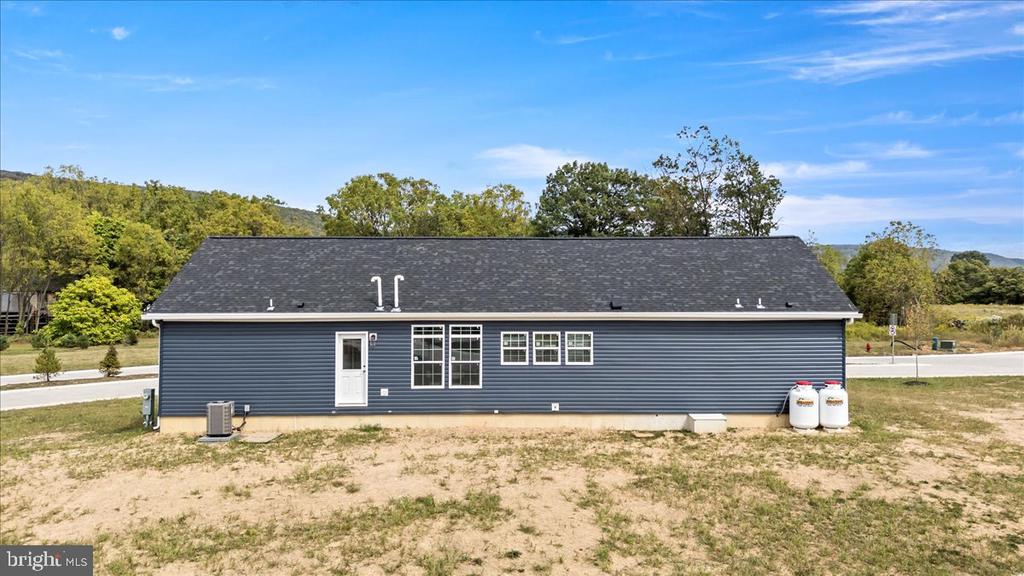3983 HASTINGS RD