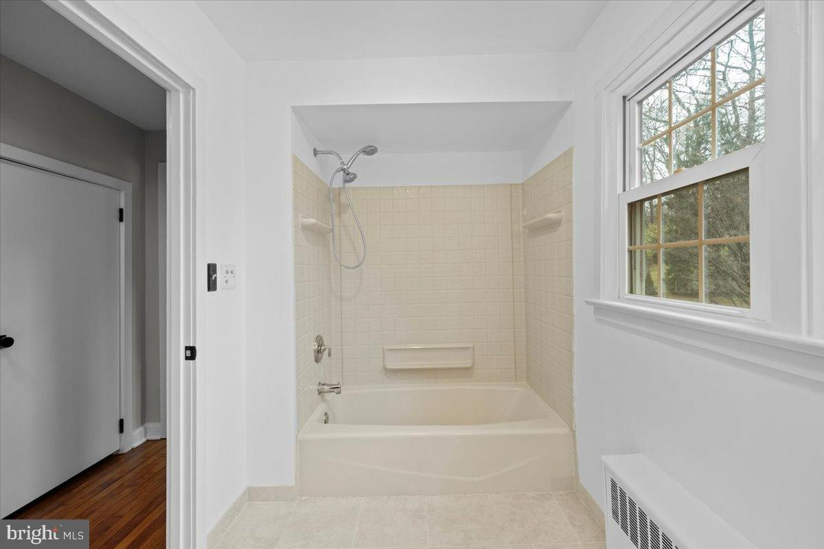 3349 BRODHEAD ROAD
