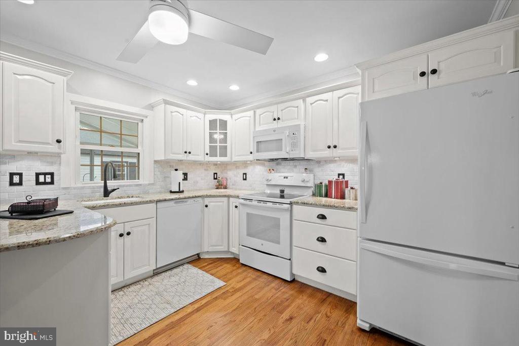 3349 BRODHEAD ROAD