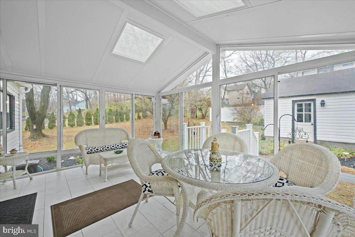 3349 BRODHEAD ROAD