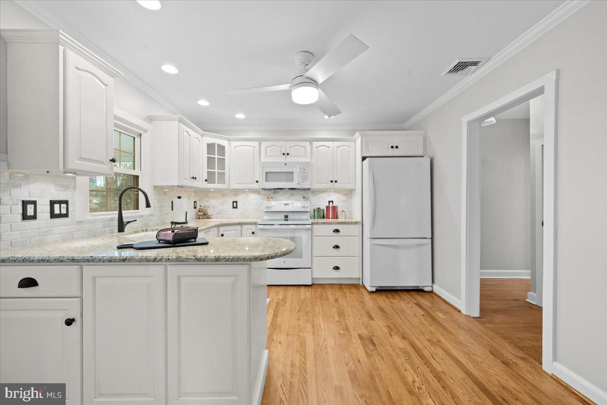 3349 BRODHEAD ROAD