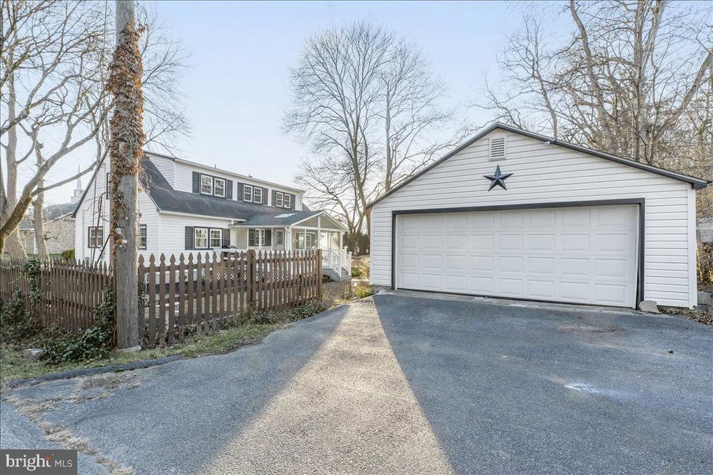 3349 BRODHEAD ROAD
