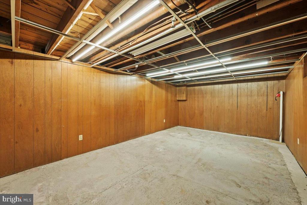 3349 BRODHEAD ROAD
