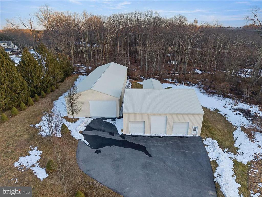901 MEYER ROAD