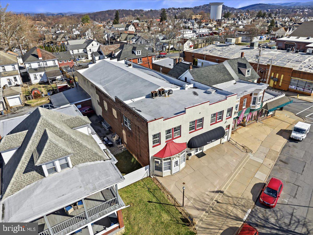 1707 WASHINGTON BOULEVARD