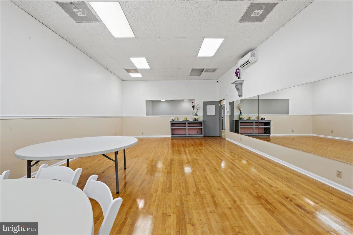 1707 WASHINGTON BOULEVARD