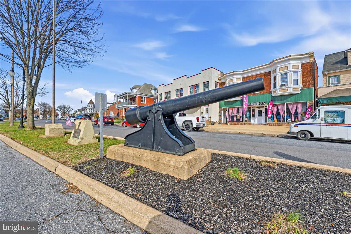 1707 WASHINGTON BOULEVARD