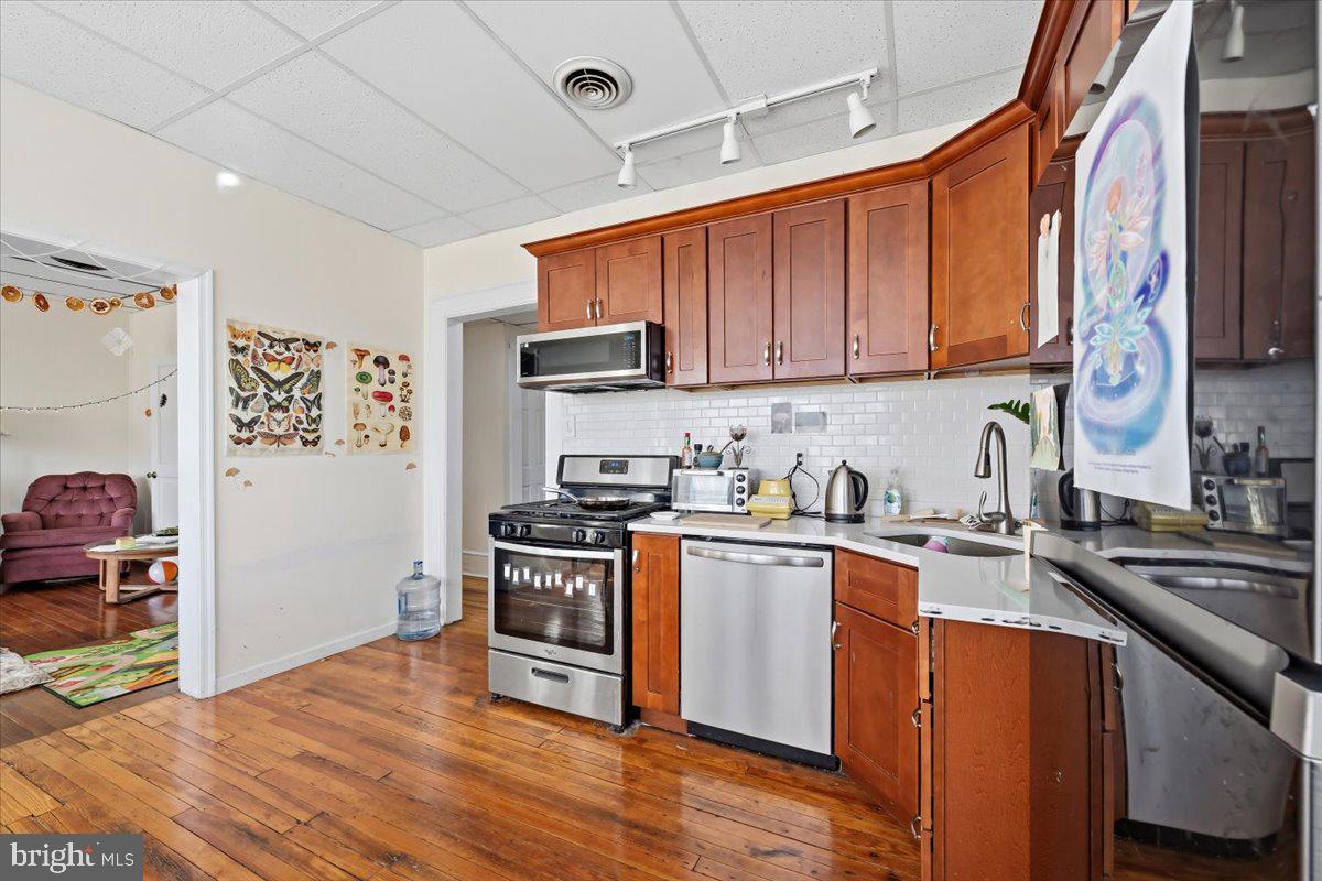 1707 WASHINGTON BOULEVARD