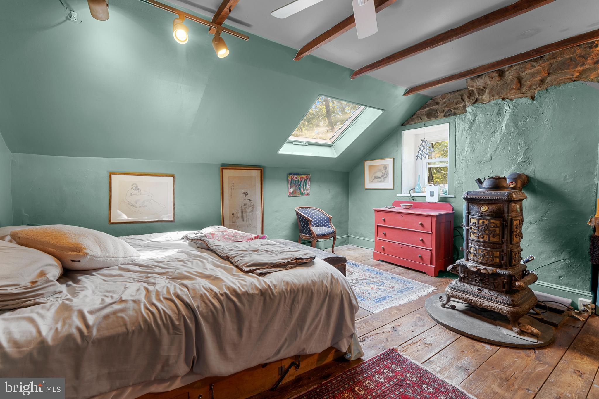 EO LITTLE CREEK ROAD