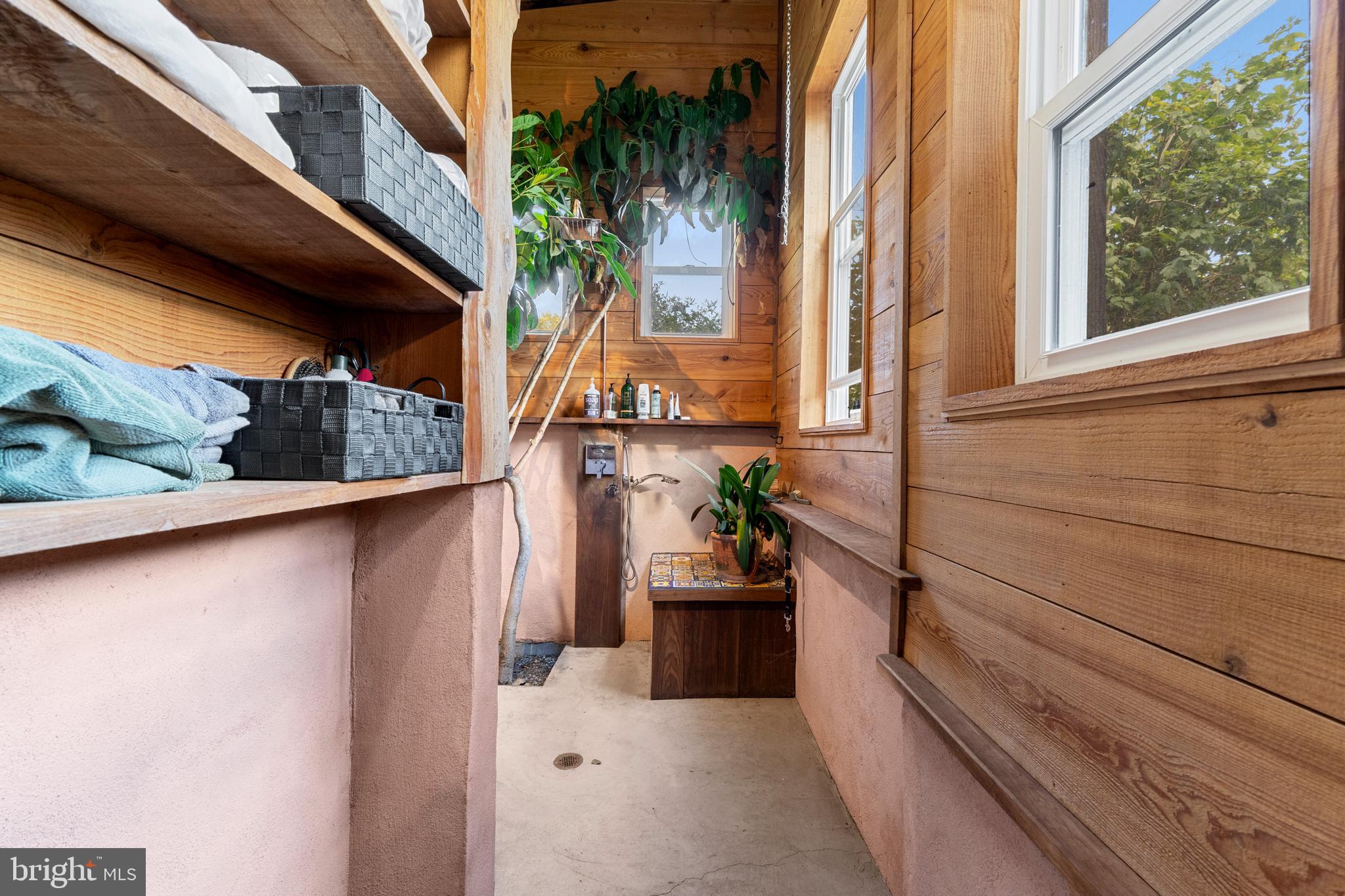 EO LITTLE CREEK ROAD