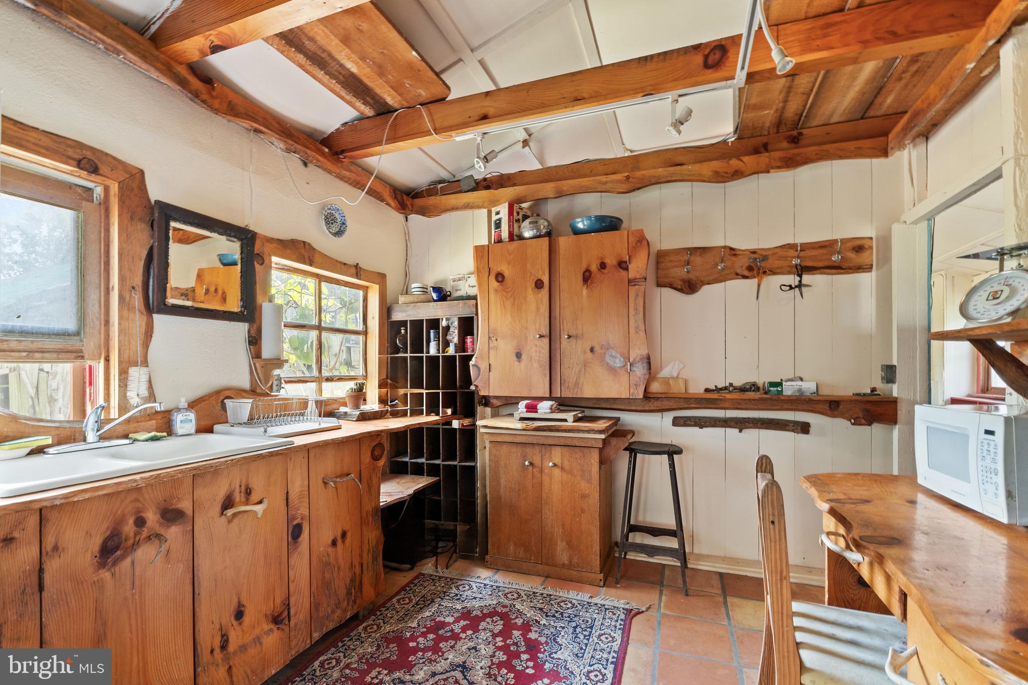 EO LITTLE CREEK ROAD