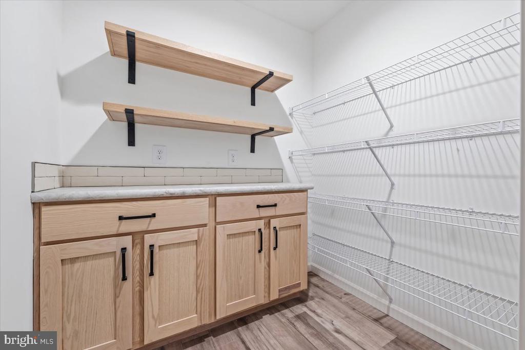 1318 AYLESBURY ROAD