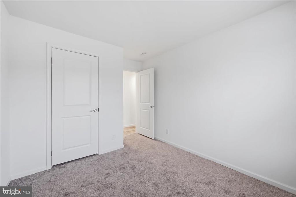 1318 AYLESBURY ROAD