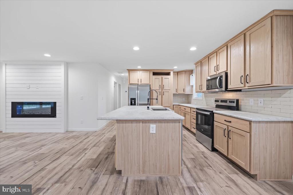 1318 AYLESBURY ROAD