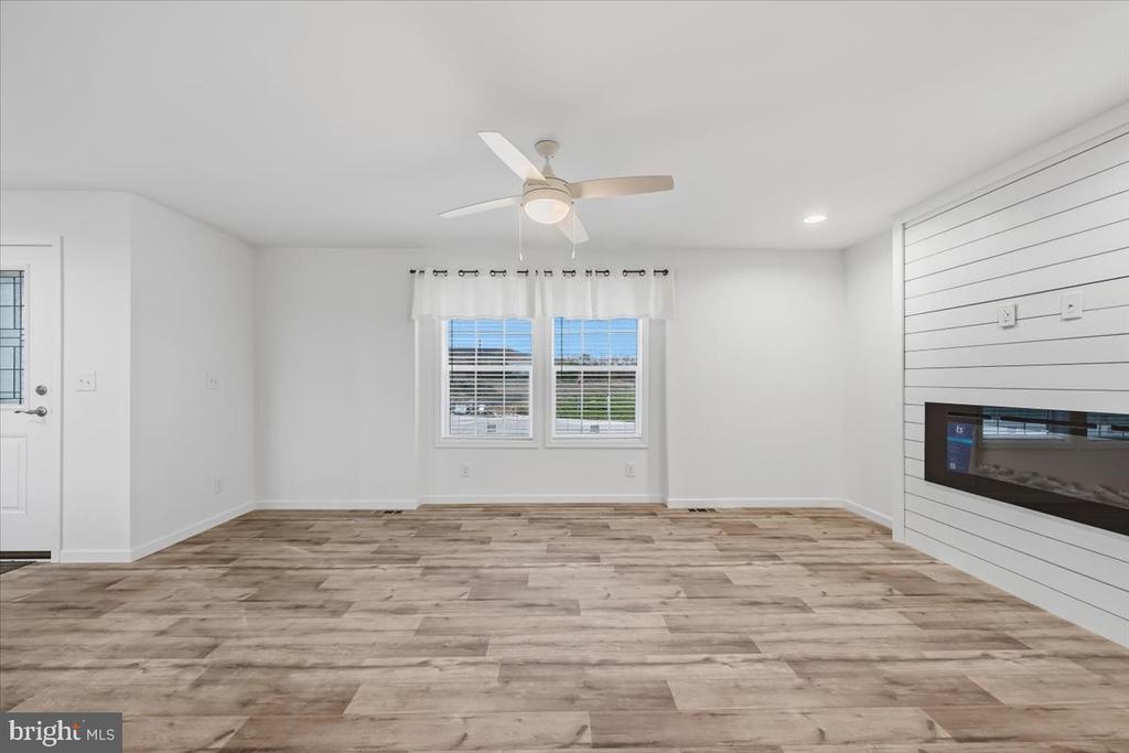 1318 AYLESBURY ROAD