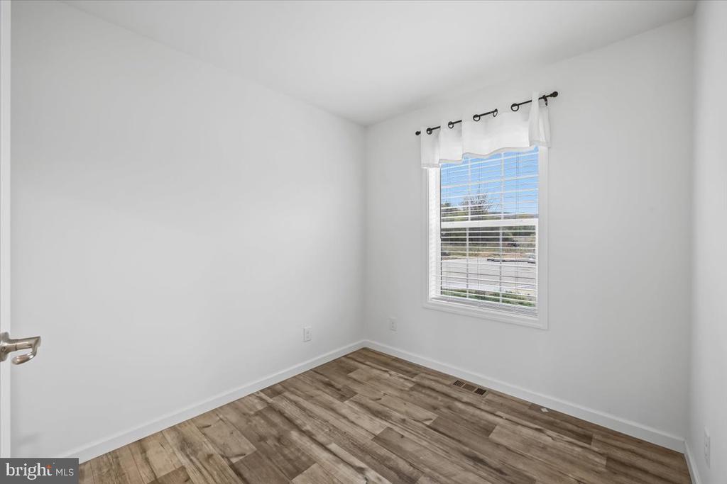 1318 AYLESBURY ROAD