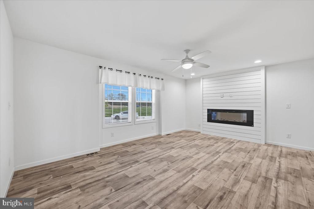 1318 AYLESBURY ROAD