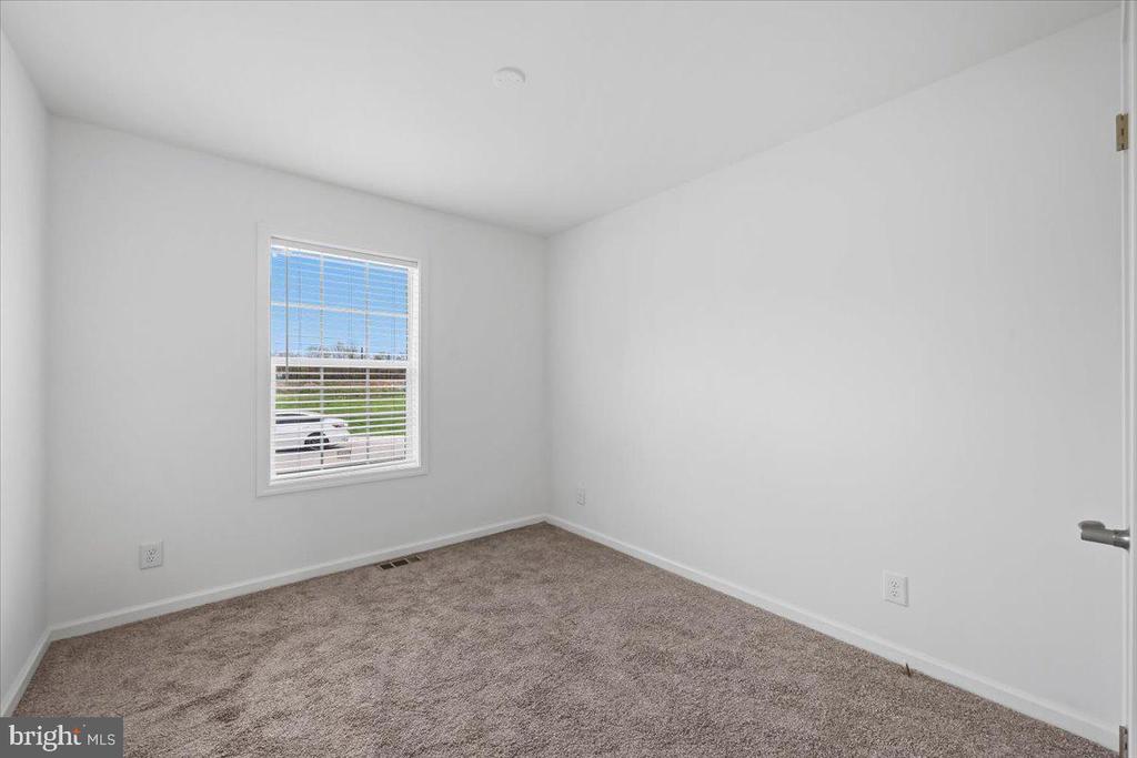1318 AYLESBURY ROAD