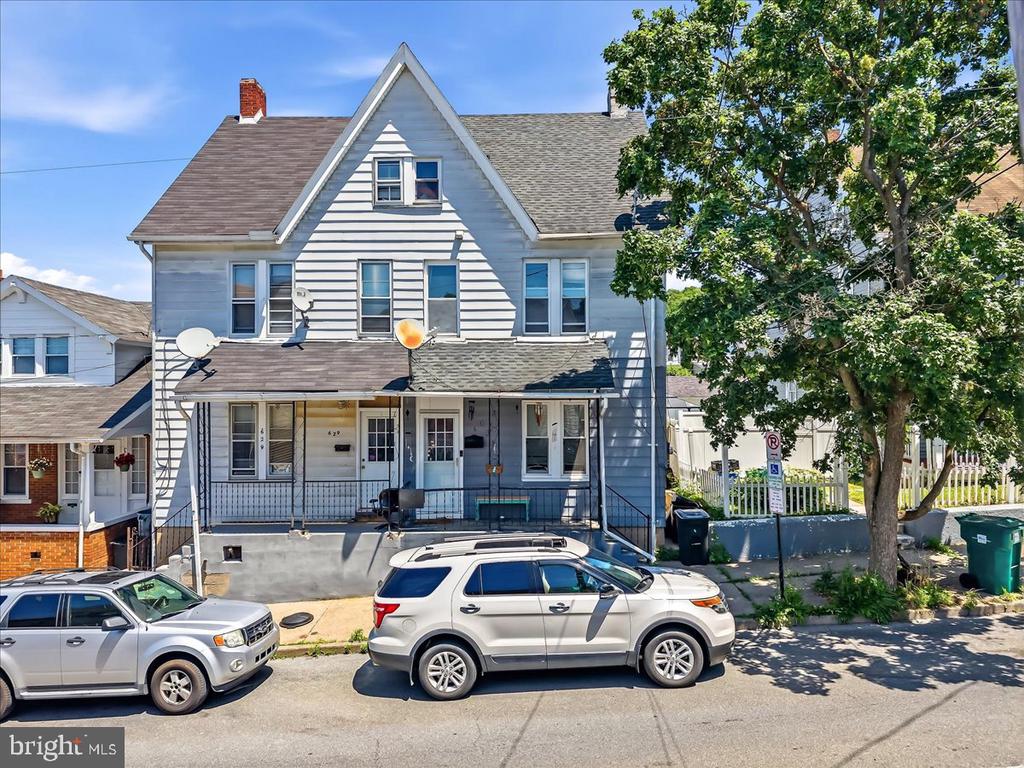 631 ALASKA STREET