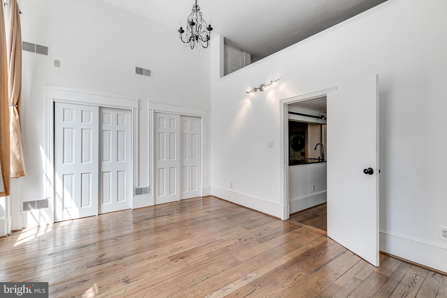 924 SPRUCE STREET Unit: 101
