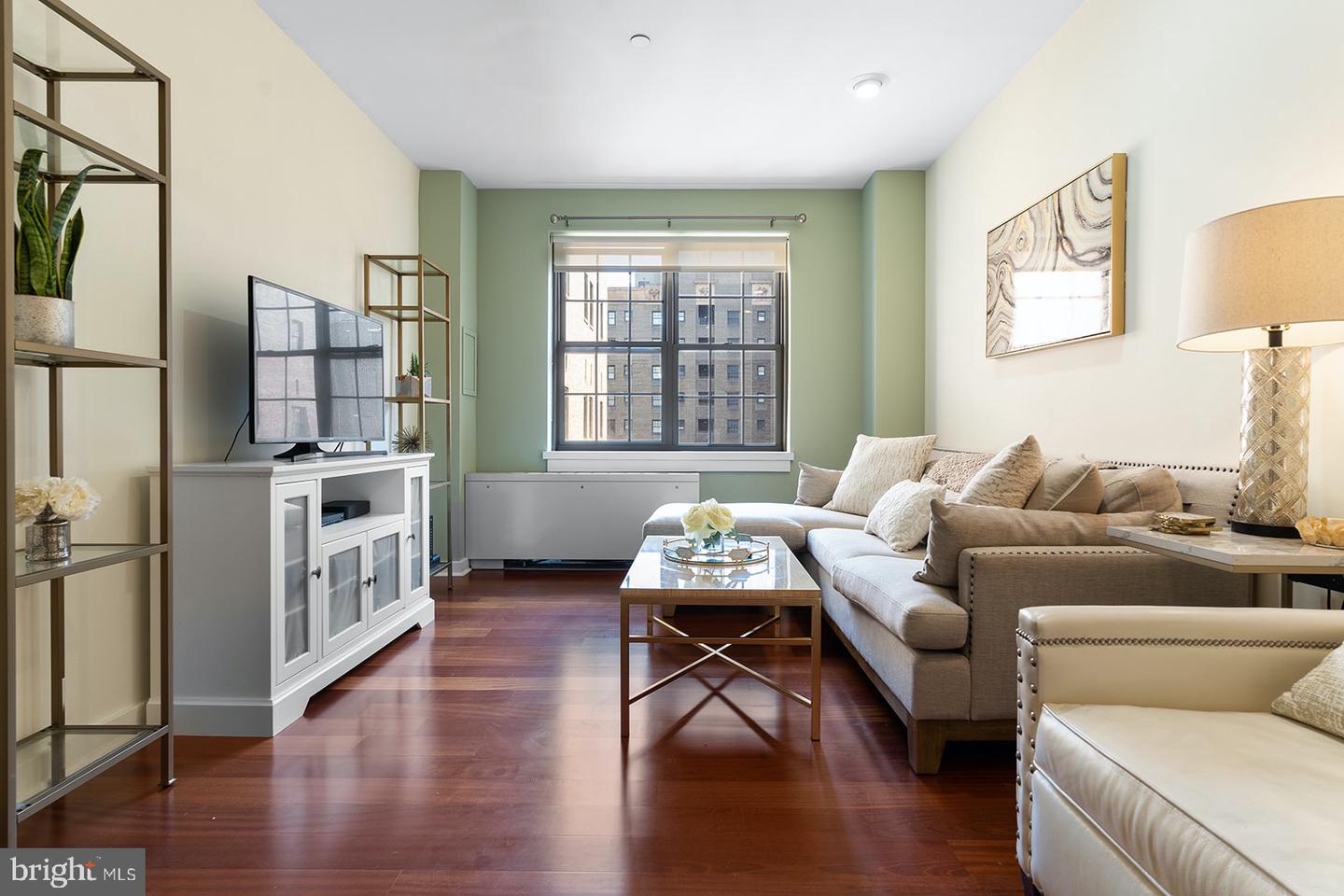 219 S 18TH STREET Unit: 1620