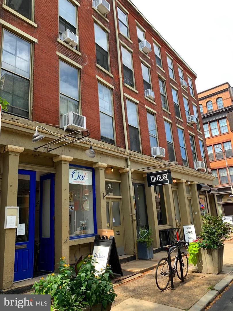 160-164 N 3RD STREET Unit: 162-2