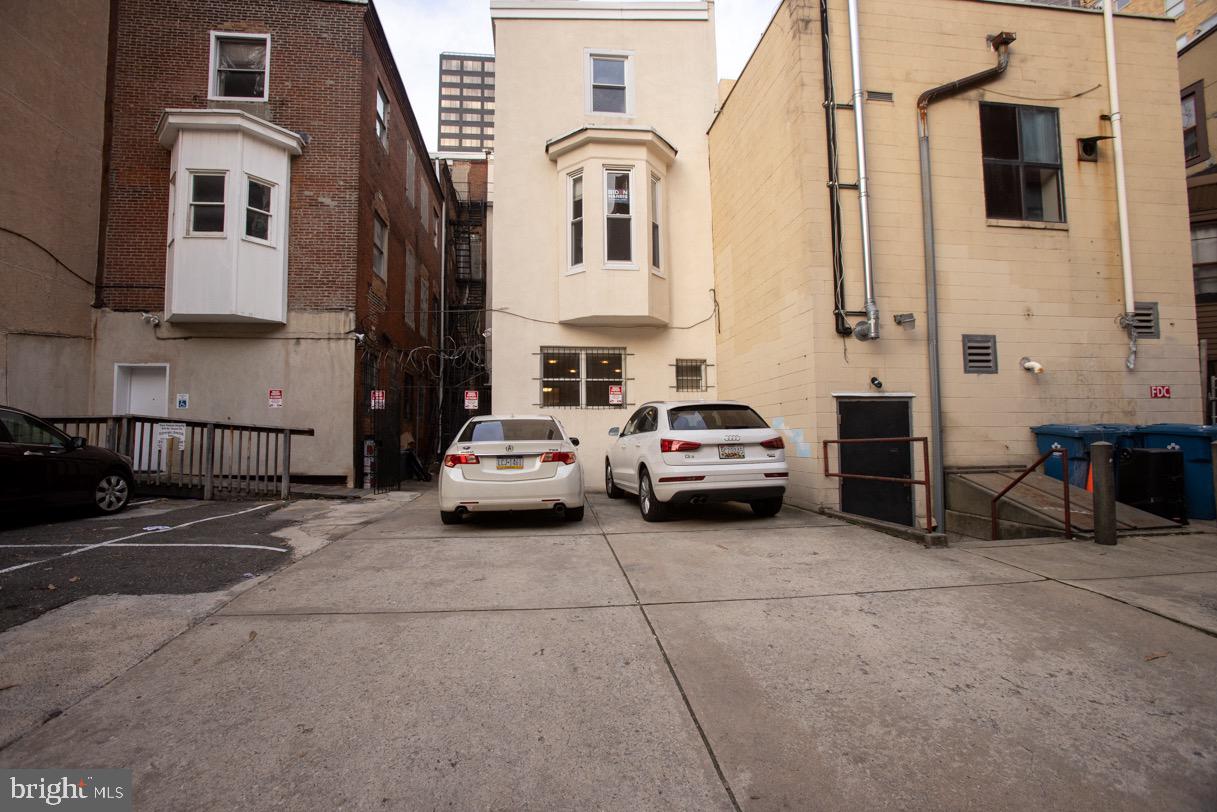2008 CHESTNUT STREET