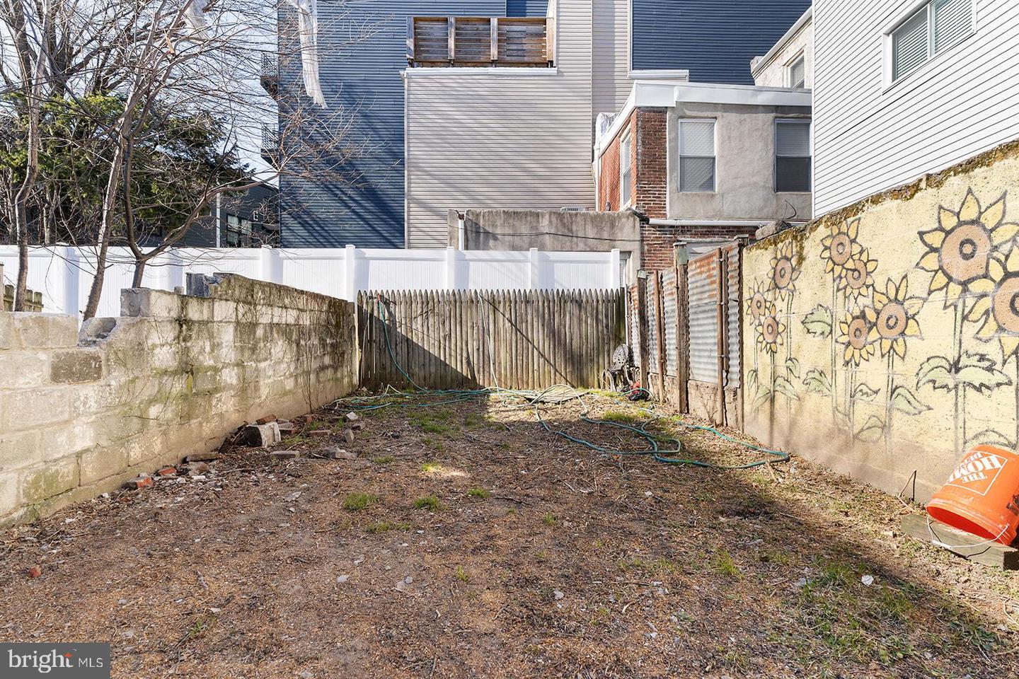 2034 Amber STREET