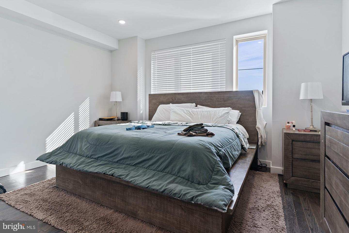 1922 N 6TH STREET Unit: 2
