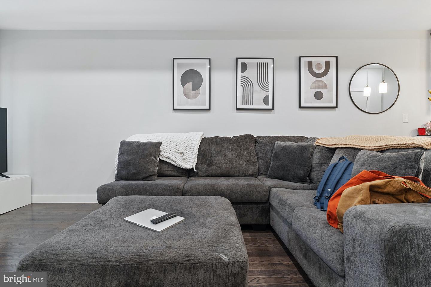 1922 N 6TH STREET Unit: 2