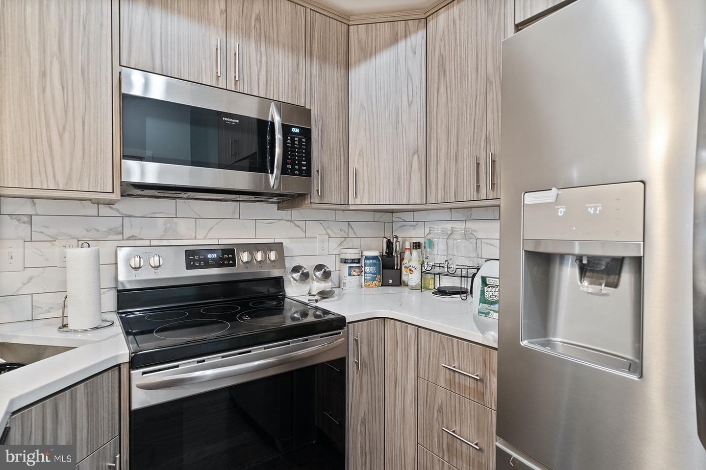 1922 N 6TH STREET Unit: 2