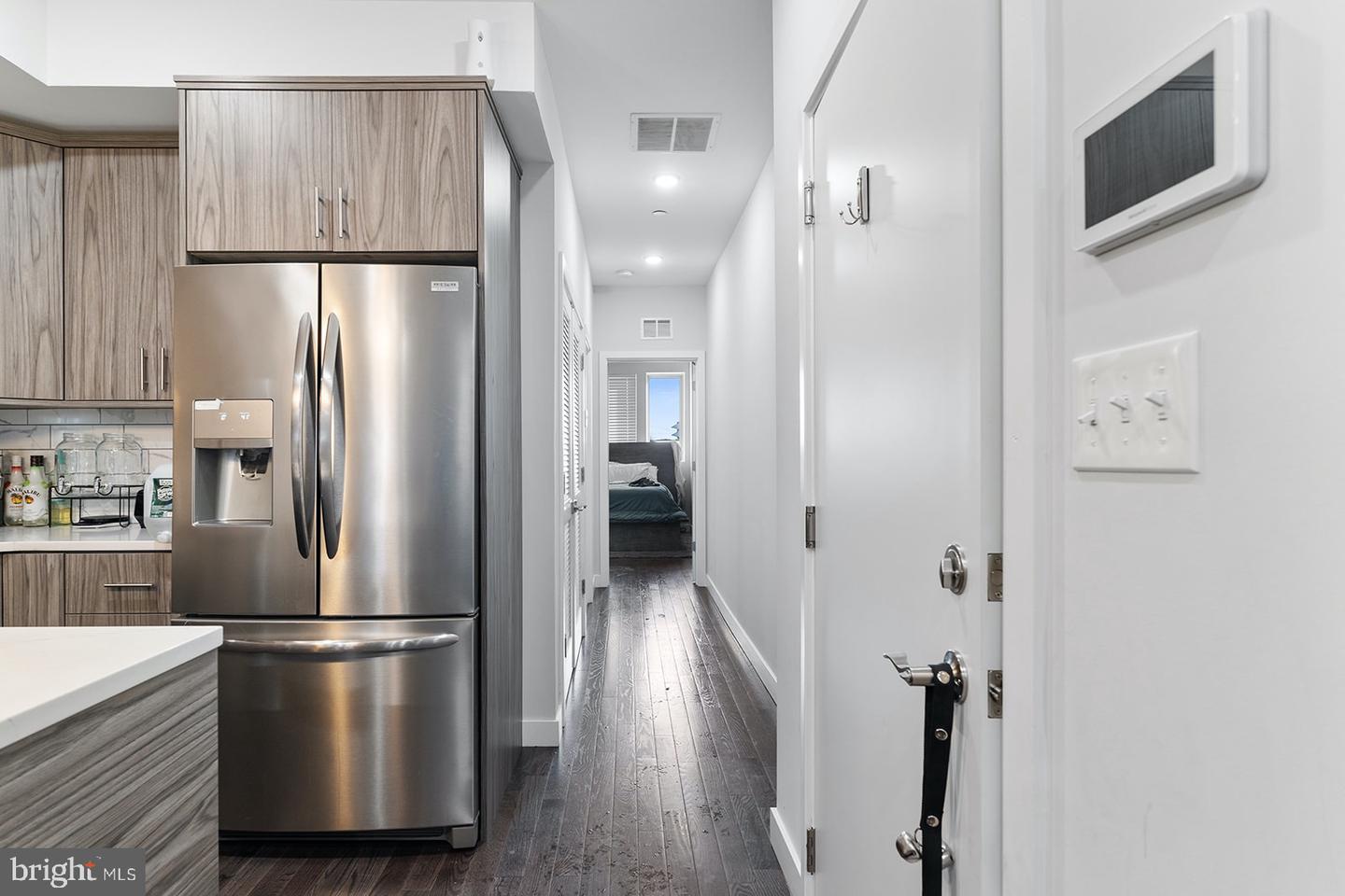 1922 N 6TH STREET Unit: 2