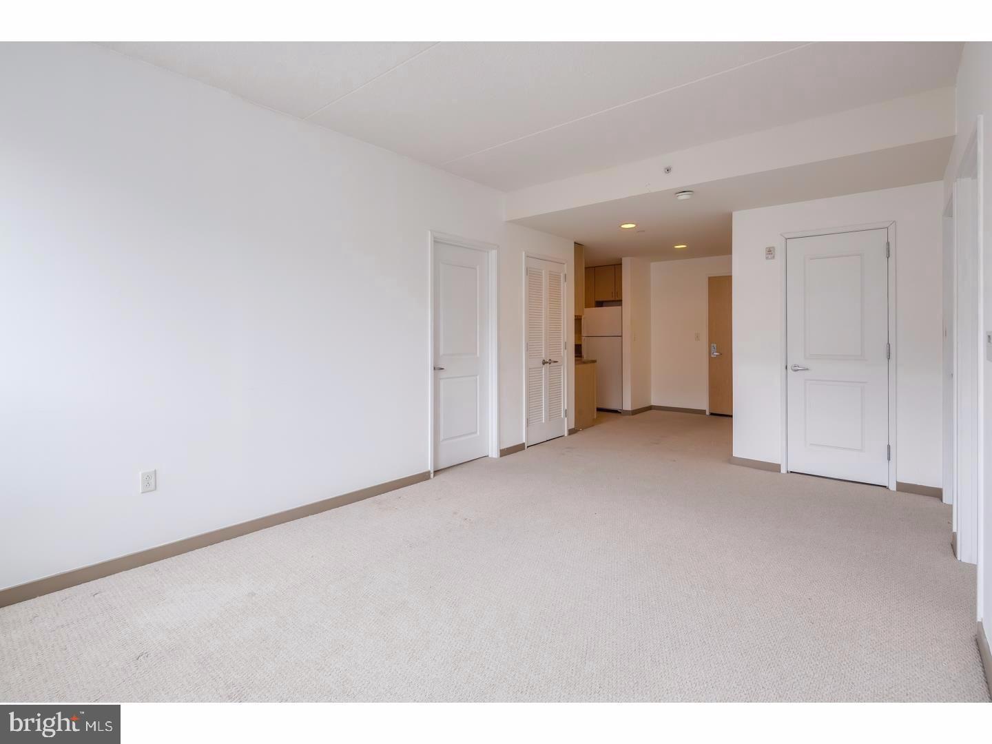 815 ARCH STREET Unit: 310
