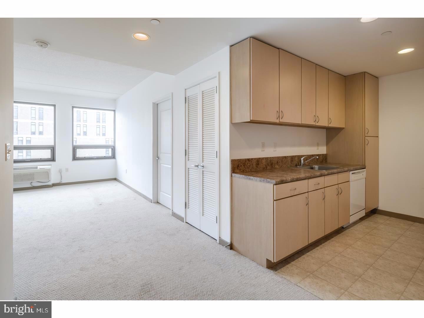 815 ARCH STREET Unit: 310