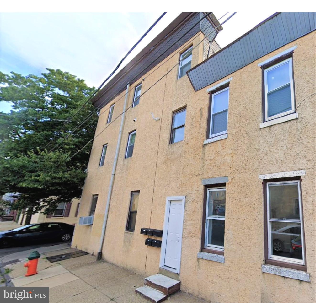 715 BELGRADE STREET Unit: 2F