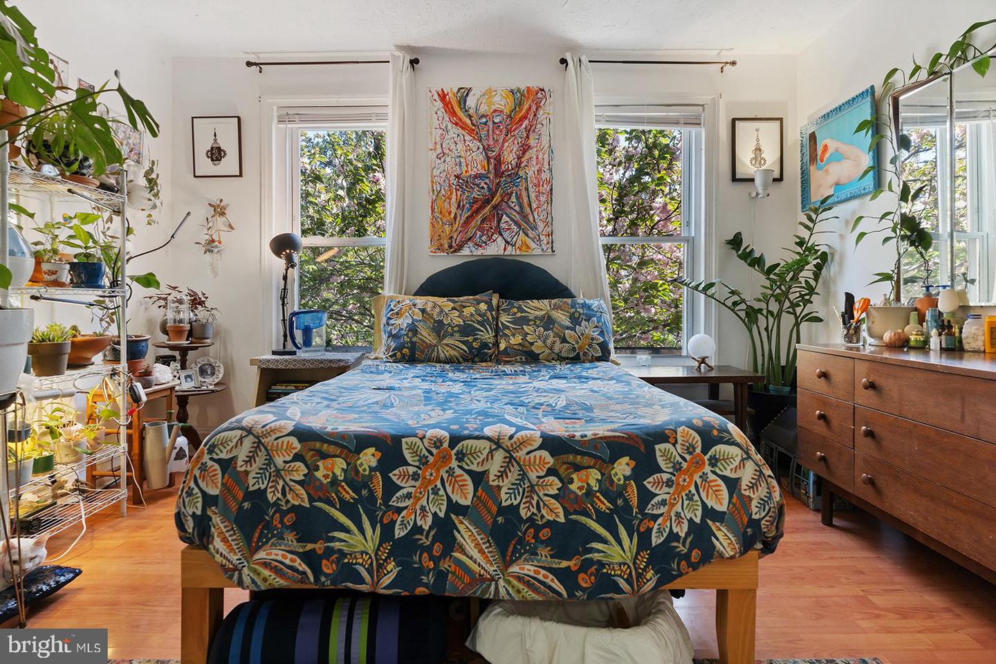 2646 N Howard STREET