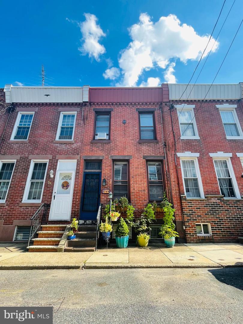 844 Mercer STREET