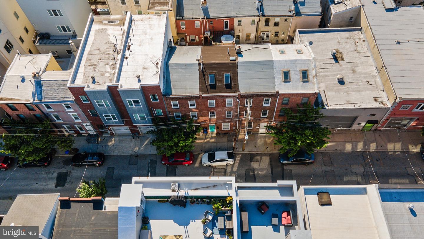 1114 LEOPARD STREET