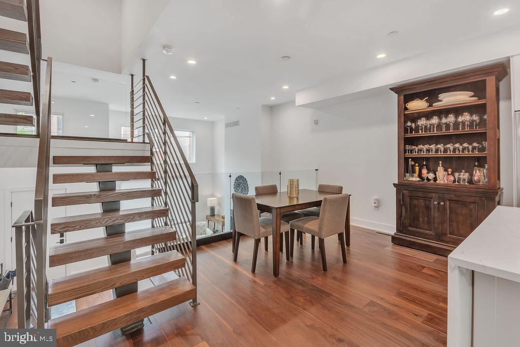 2108 Kimball STREET